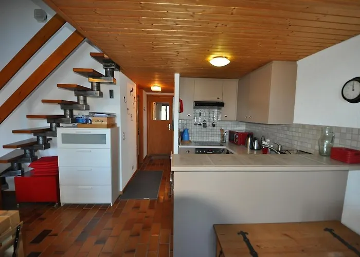 61 22 Trois Pieces A Vue Imprenable Sur Les Montagnes *